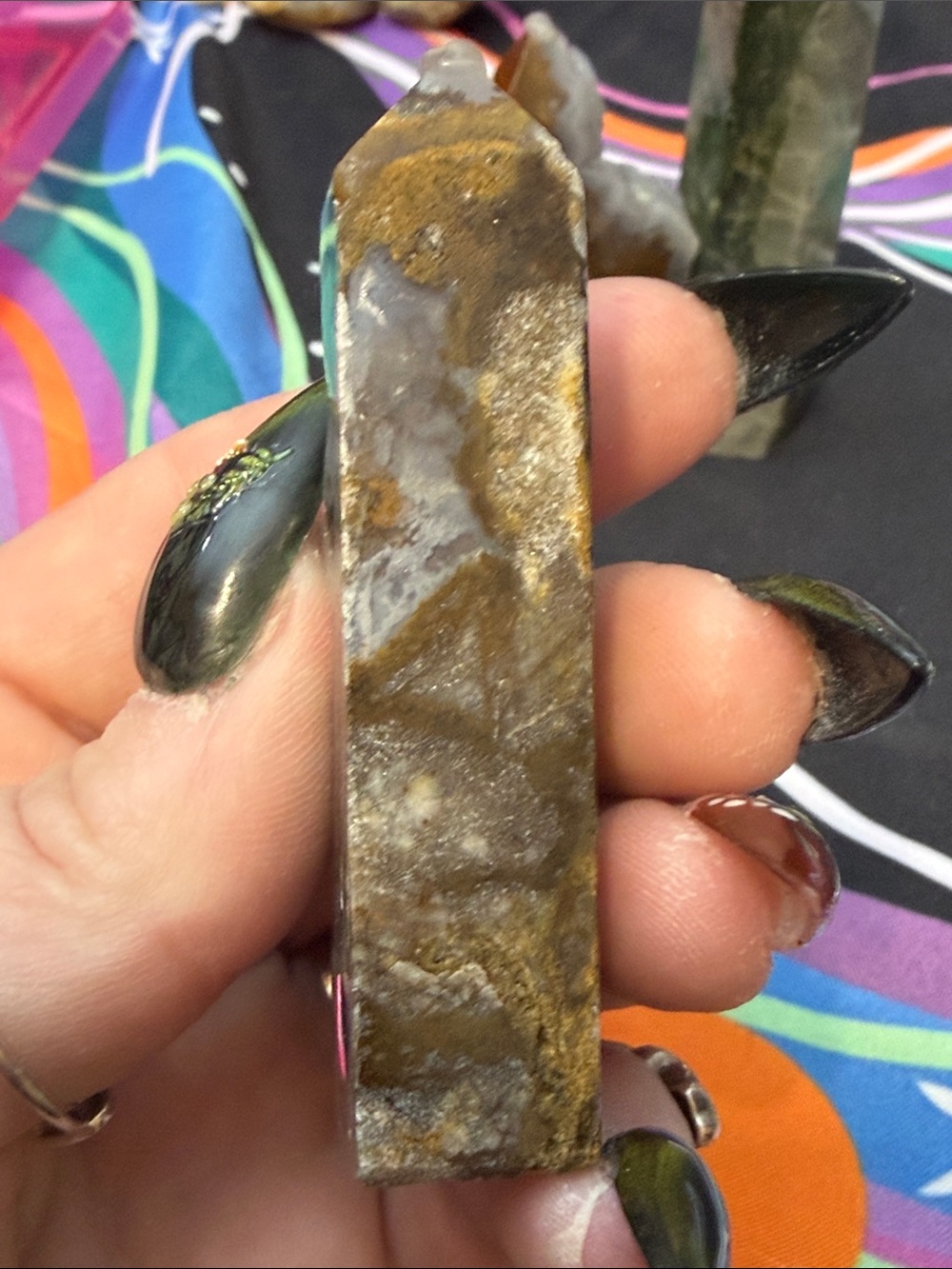 3 TOWERS//Green Quartz Crystal Point Tower - Natural Home Accent - Picture 6 of 10